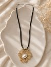 ✨ GOVIRA Pearl Petal Luxe Pendant Necklace 🤍