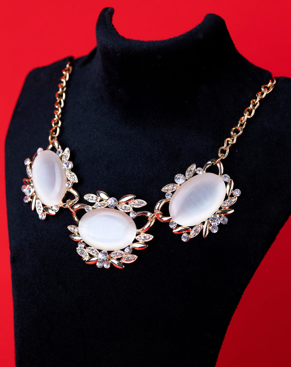 Ivory Oval Grace Necklace